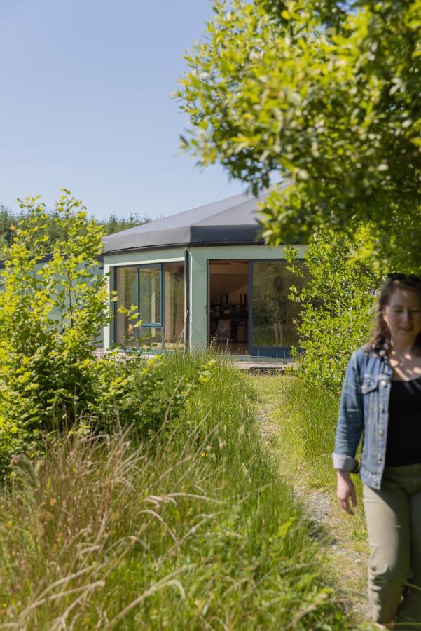The Common Knowledge Centre Vandrarhem Kilfenora Exteriör bild